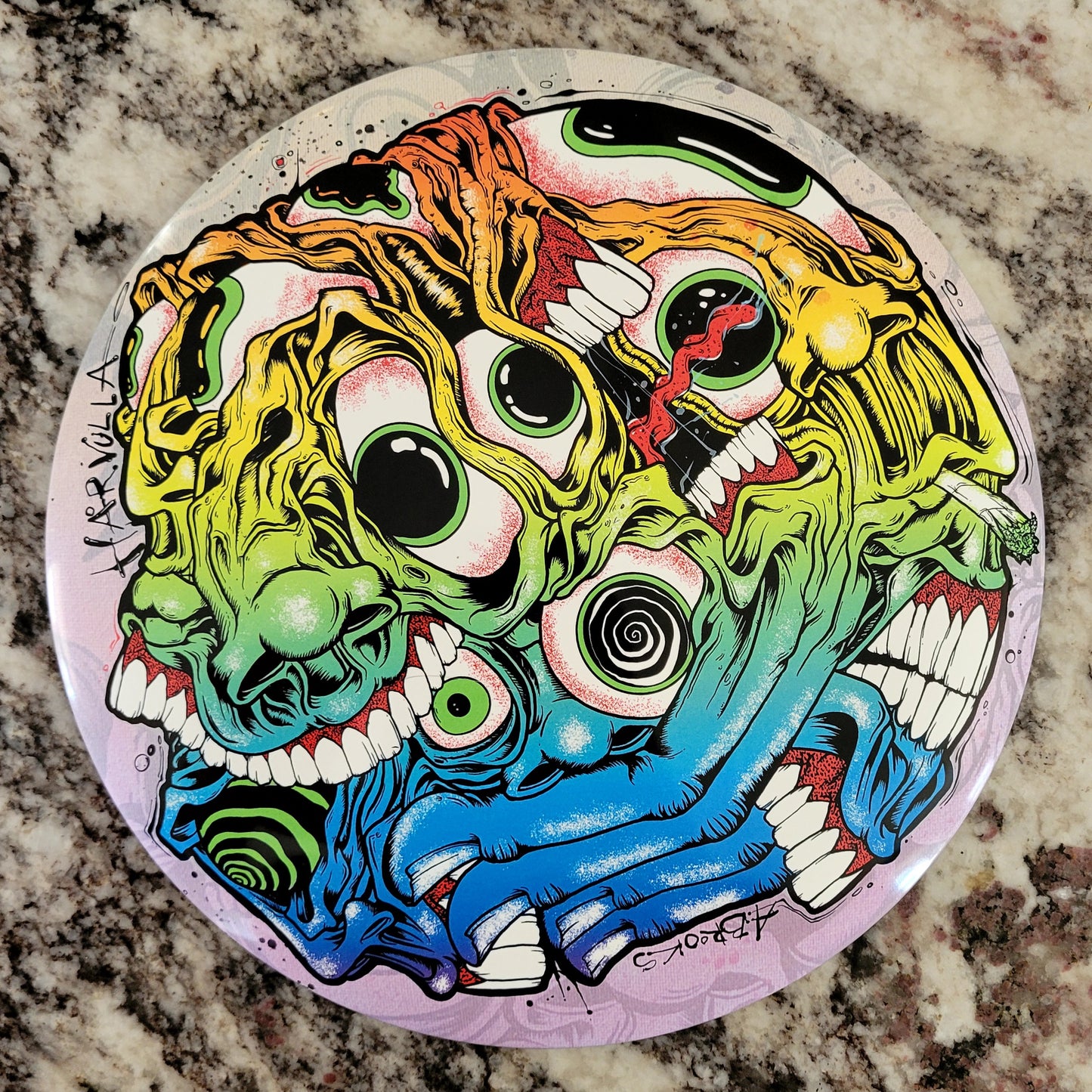 Many Faces (Discraft SuperColor BUZZZ) black disc LE 150