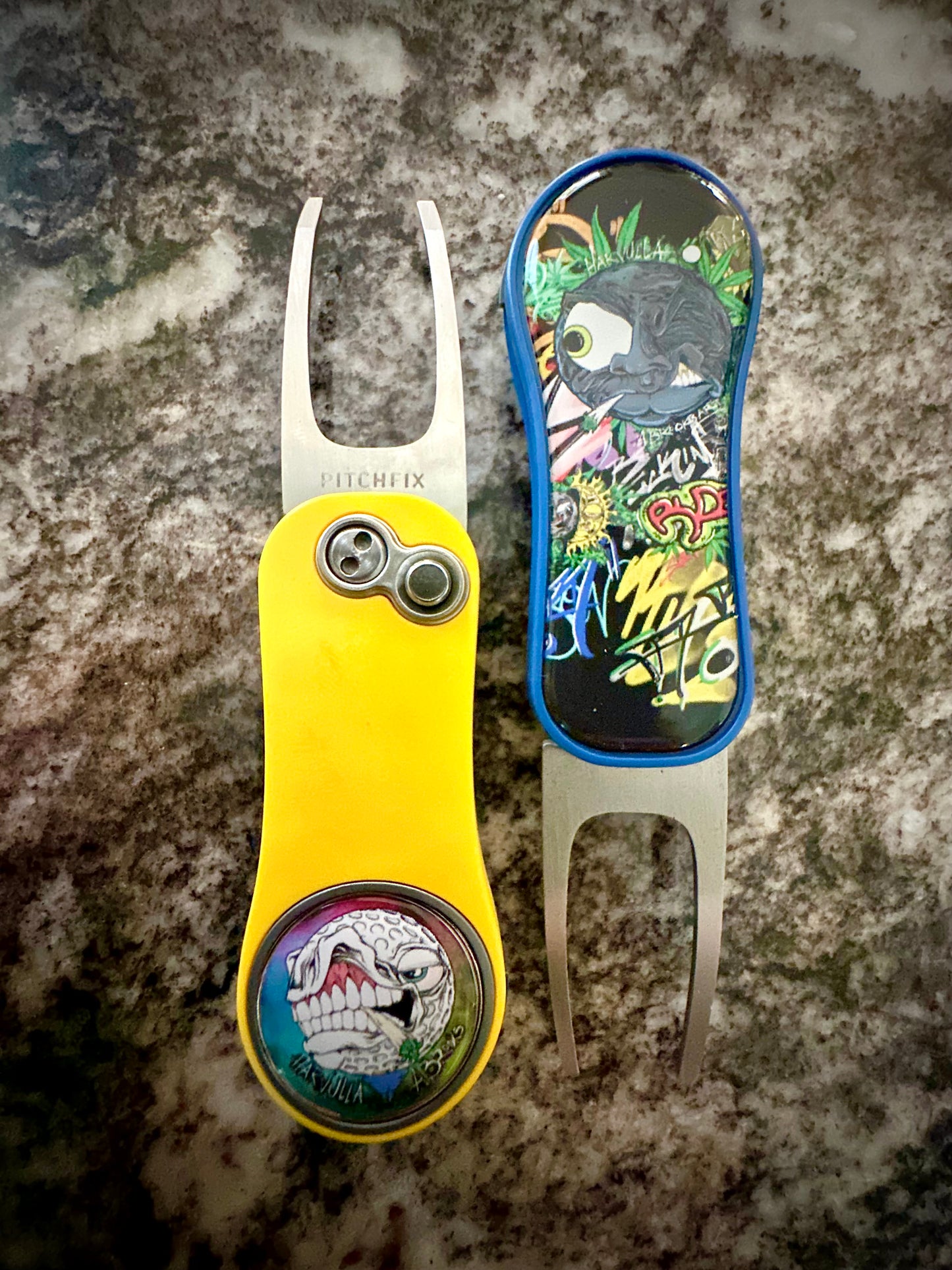 ABrooks X Harvulla PitchFix 3.0 (Switchblade style Divot tool & Removable Ball marker) LE 100